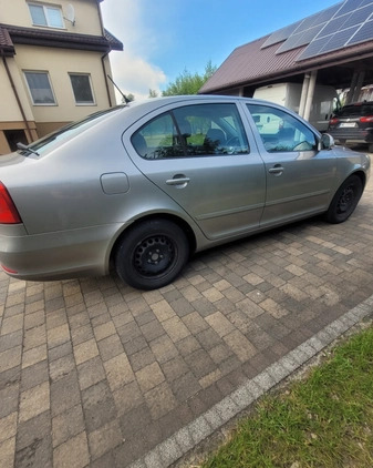 Skoda Octavia cena 20500 przebieg: 236000, rok produkcji 2012 z Żarów małe 11